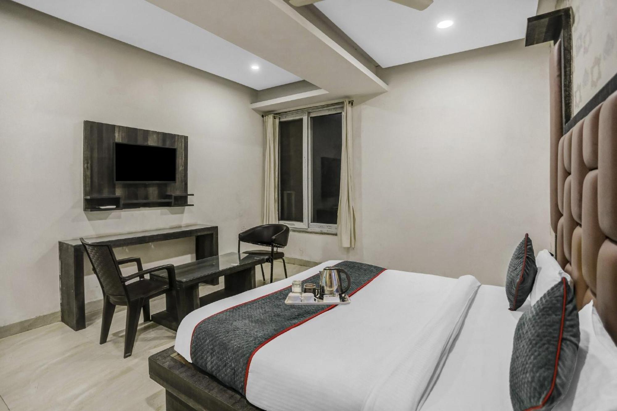 Townhouse 22956 Hotel Grand Residency Delhi  Exterior foto